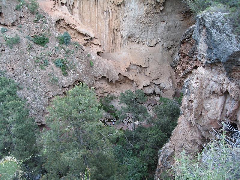 Tonto Natural Bridge 169.jpg